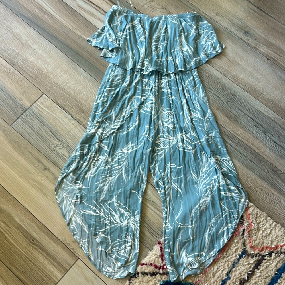 Sage tropical print jumper with split wide legs and ruffle on top